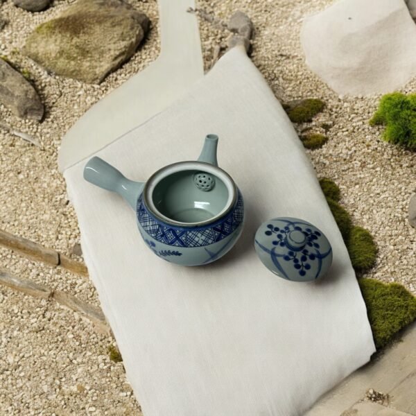 Vintage Old Chinese Porcelain Teapot Decorated White & Blue Signed